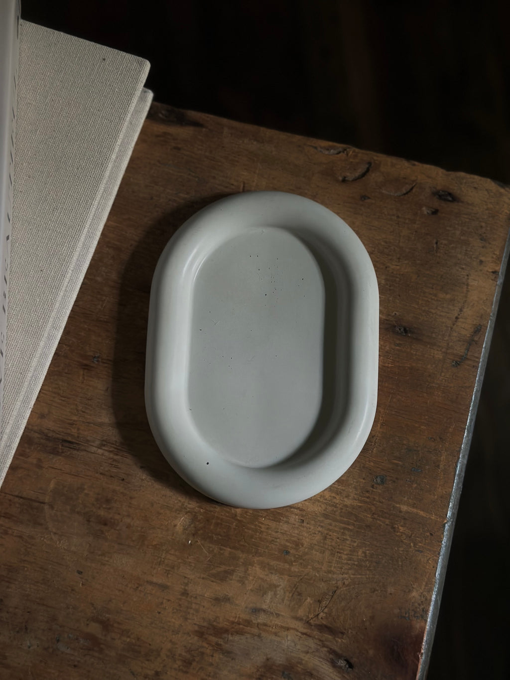 Natural Oval Jewelry Dish