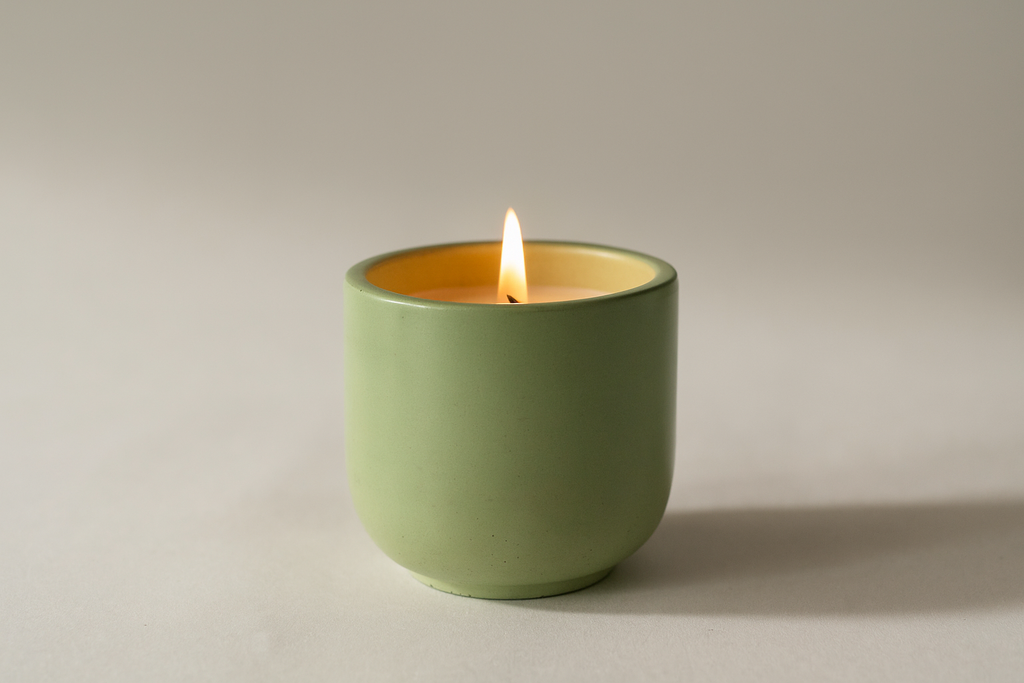 Garden Tomato Concrete Candle